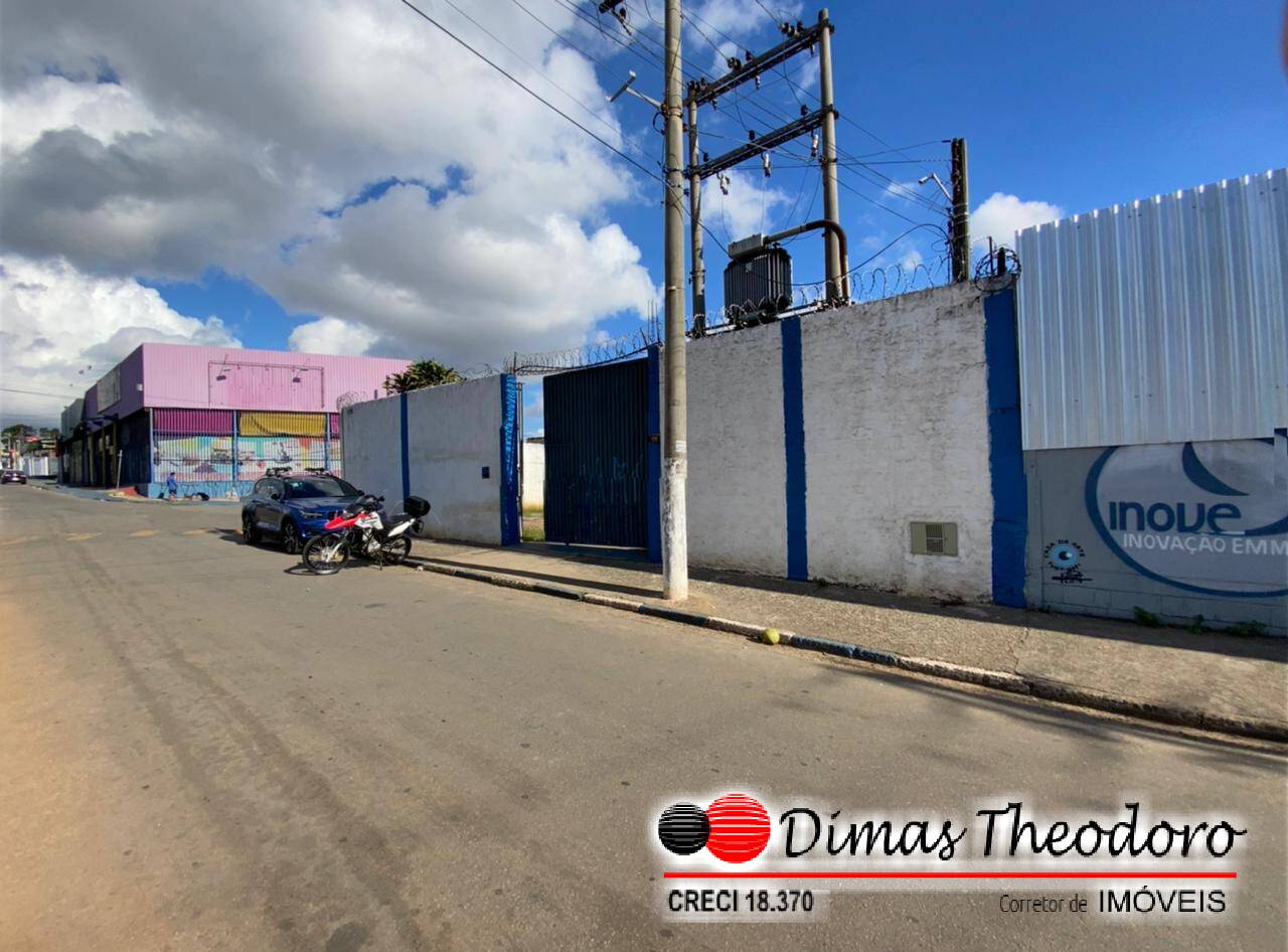 GALPÃO ITAQUAQUECETUBA VANDA E LOCAÇÃO FRENTE  AVENIDA