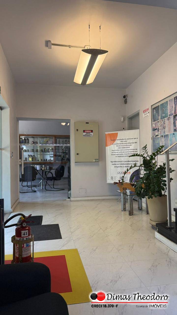 Depósito-Galpão-Armazém à venda e aluguel, 2500m² - Foto 2