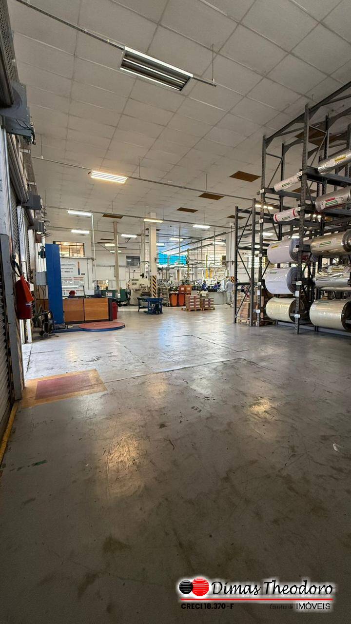 Depósito-Galpão-Armazém à venda e aluguel, 2500m² - Foto 23