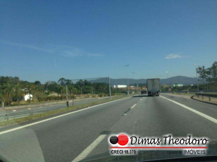 VD. ÁREA  7.580  M² - VIA ANHANGUERA KM 17